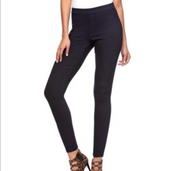 Jennifer Lopez Denim - Jennifer Lopez Jeggings